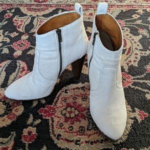 Madewell 1937 white calfhair booties